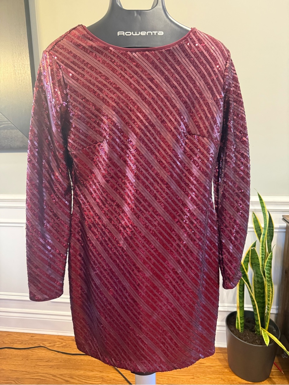 NWT Dynamite Winebar Sequin Long Sleeve Open Back Dress Size L